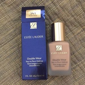 Estee Lauder Double Wear Makeup